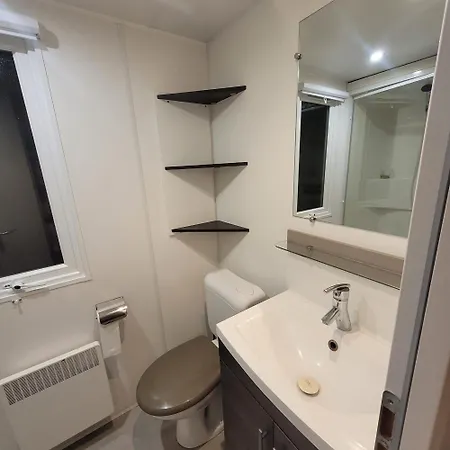 Mobile Home, Le Des Reves *